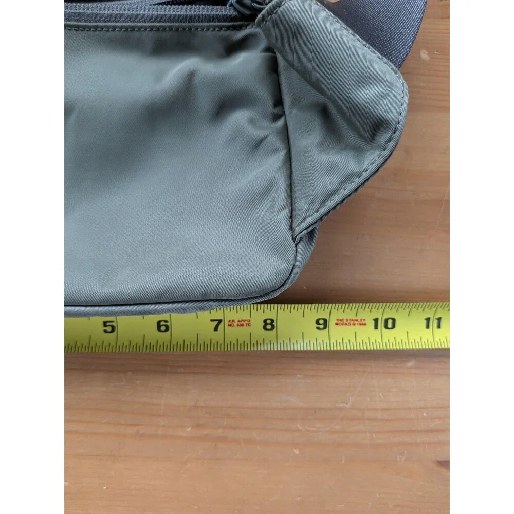 Lululemon Olive Green Everywhere Belt Bag 1L Very Clean!